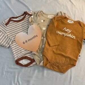 Rabbit + Bear - Set of 3 Baby Bodysuit/Onesies with Pumpkin Theme